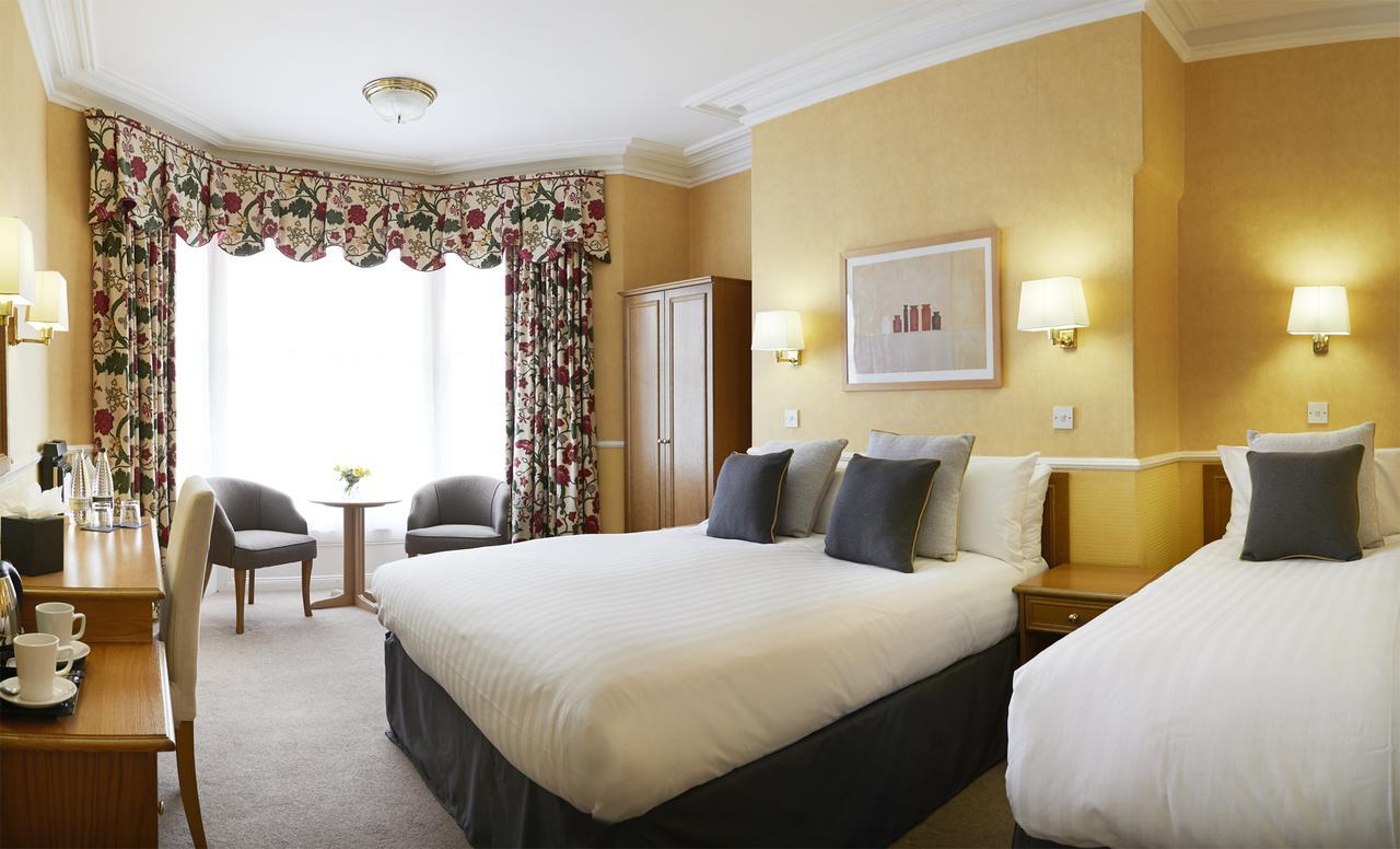 Riviera Town House Hotel Scarborough Exterior photo